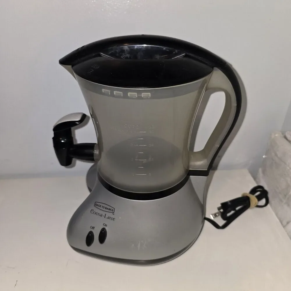 Cocoa Latte Drink Maker Back to Basics CM300BR Silver